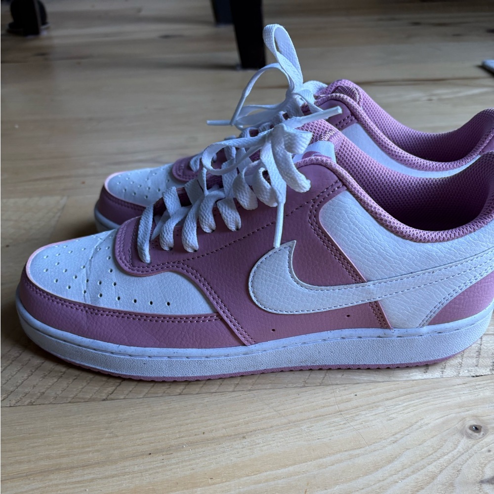 Nike Light Pink Athletic Shoes